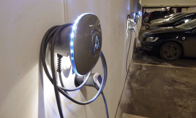 Promote the Installation of Electric Vehicle Charging in Multi-Family Housing